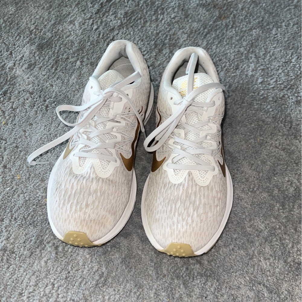 Nike winflo5 shoes